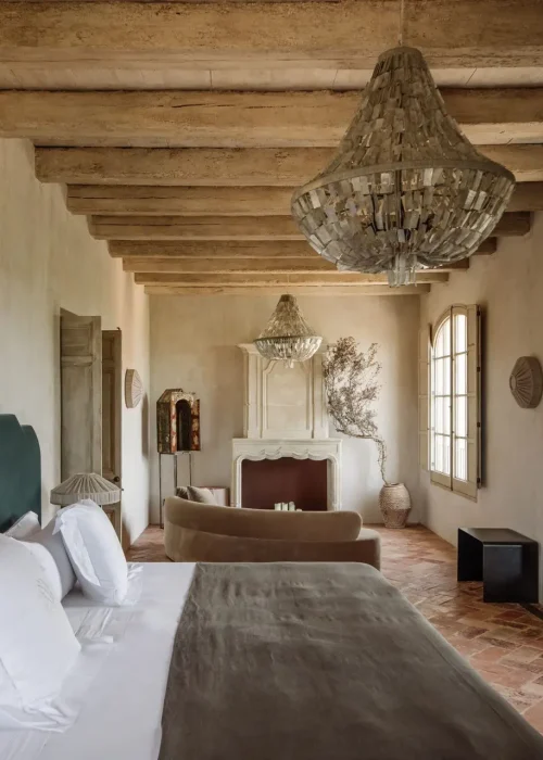 Son-Vell-Deluxe-Superior-room